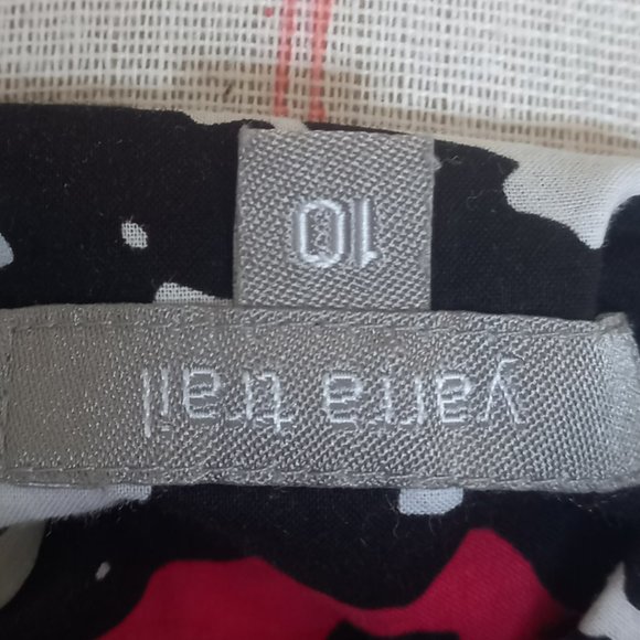 Yarra Trail black, white, pink shirt (Size 10) - Picture 6 of 7